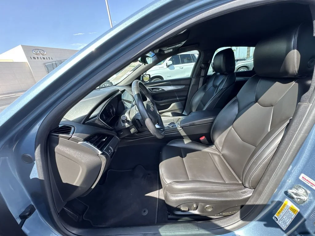 Used 2023 Black Cadillac Luxury image 10