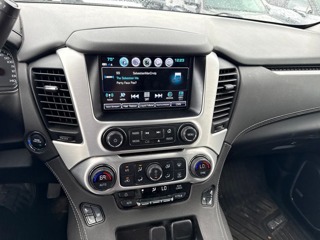 Used 2020 Satin Steel Metallic GMC SLT image 18