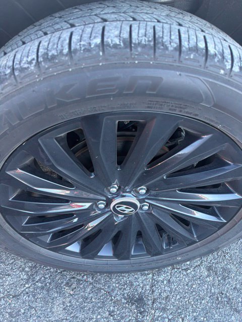 Used 2025 Black Hyundai Calligraphy Night Edition image 24