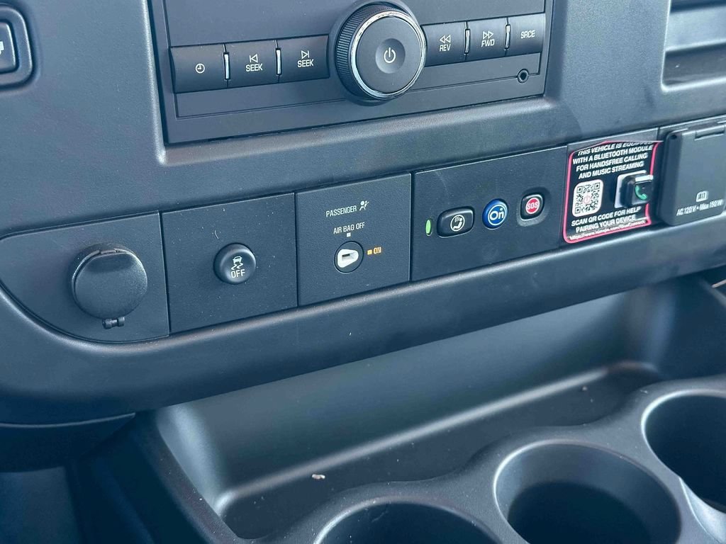 2025 Chevrolet Express Cargo Work Van - Photo 22