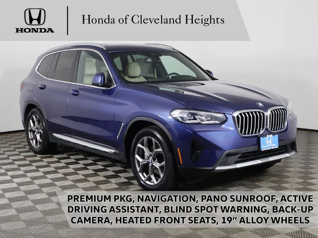 2022 BMW X3 xDrive30i's photo