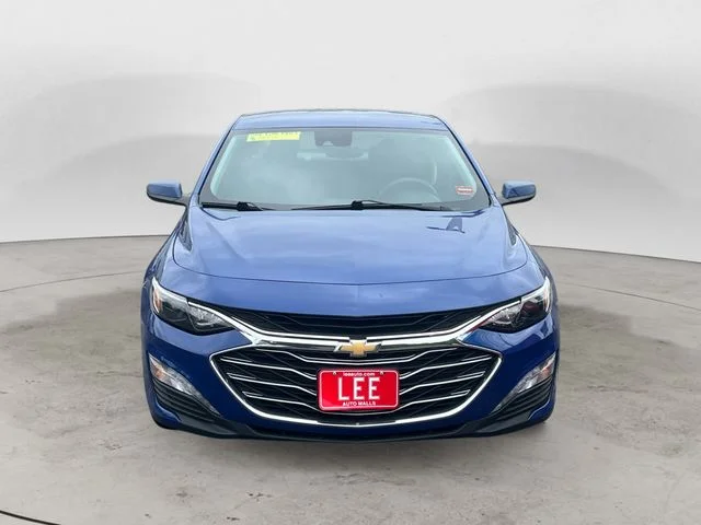 Used 2023 Blue Chevrolet LT image 8