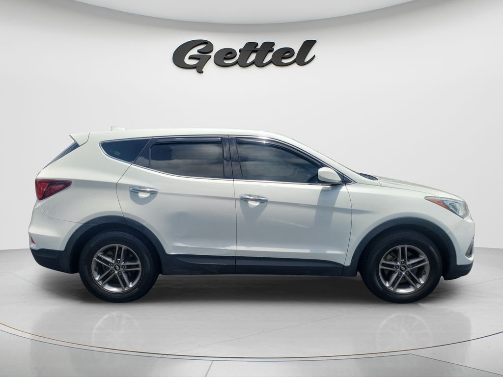 Used 2017 White Hyundai 2.4 Base image 4