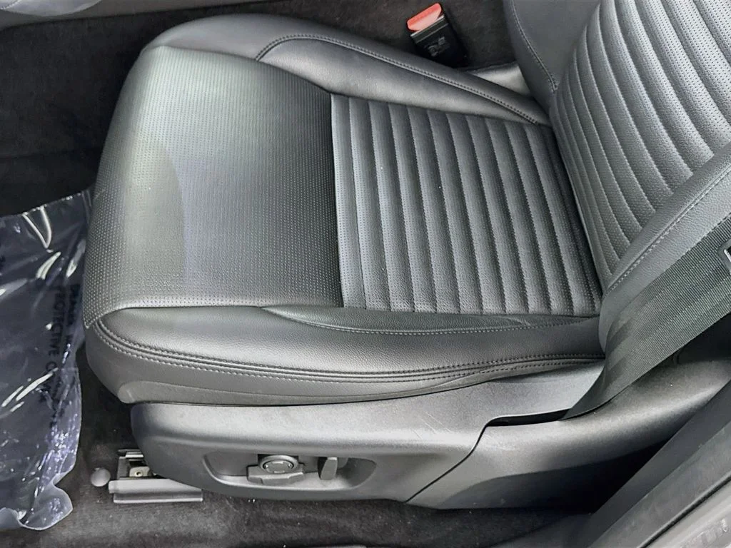 Used 2025 Gray Land Rover S image 20