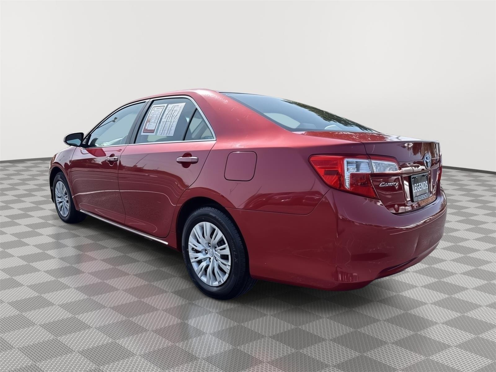 Used 2013 Barcelona Red Metallic Toyota LE image 3