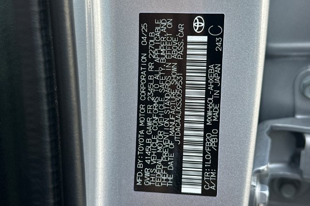 Certified Used 2025  Toyota LE image 34