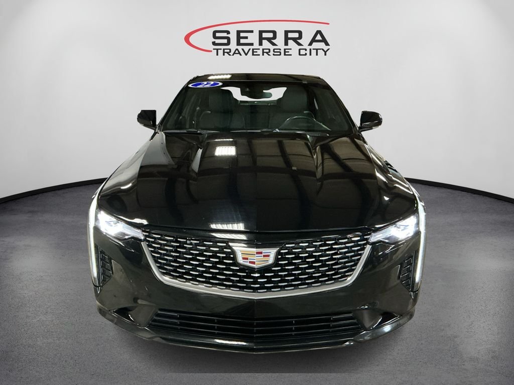 2022 Cadillac CT4 Luxury photo 2