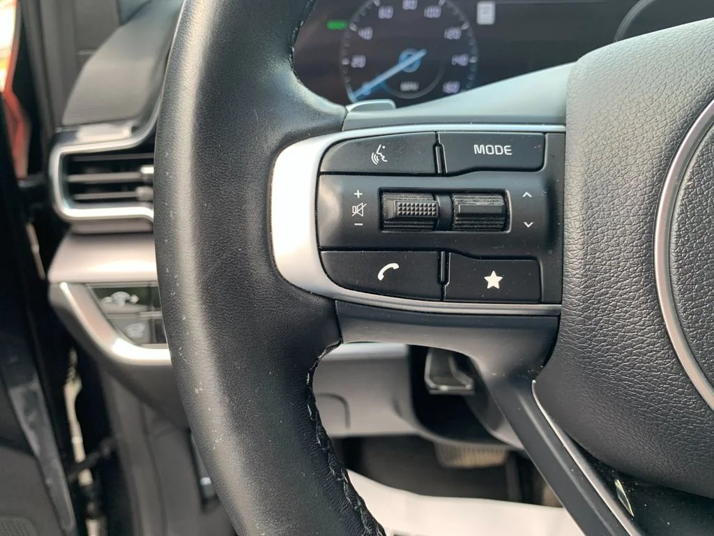 Used 2023 Gray Kia SX-Prestige image 27