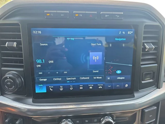 Used 2021 Blue Ford Lariat image 21