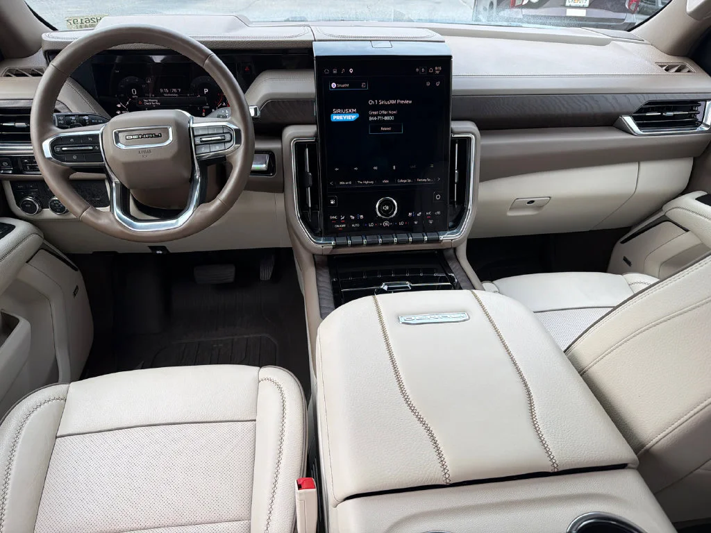 Used 2025 Blue GMC Denali image 23