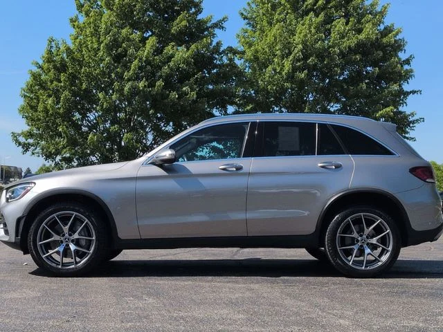 Used 2020  Mercedes-Benz GLC 300 image 4