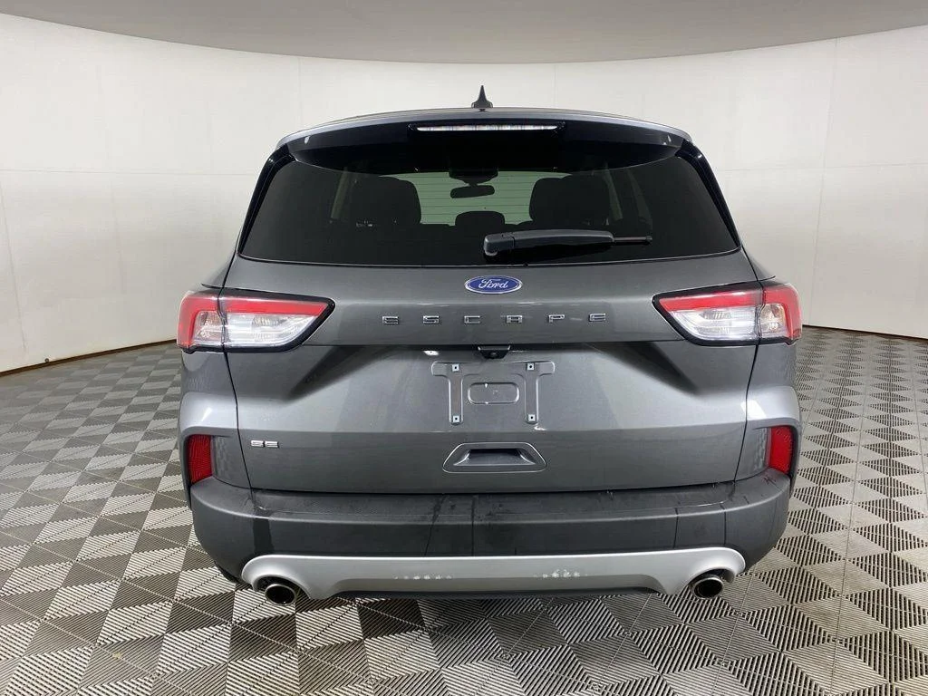Used 2022 Carbonized Gray Metallic Ford SE image 9