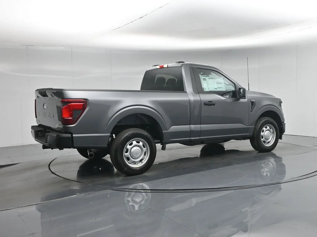 New 2026 Gray Ford XL image 23