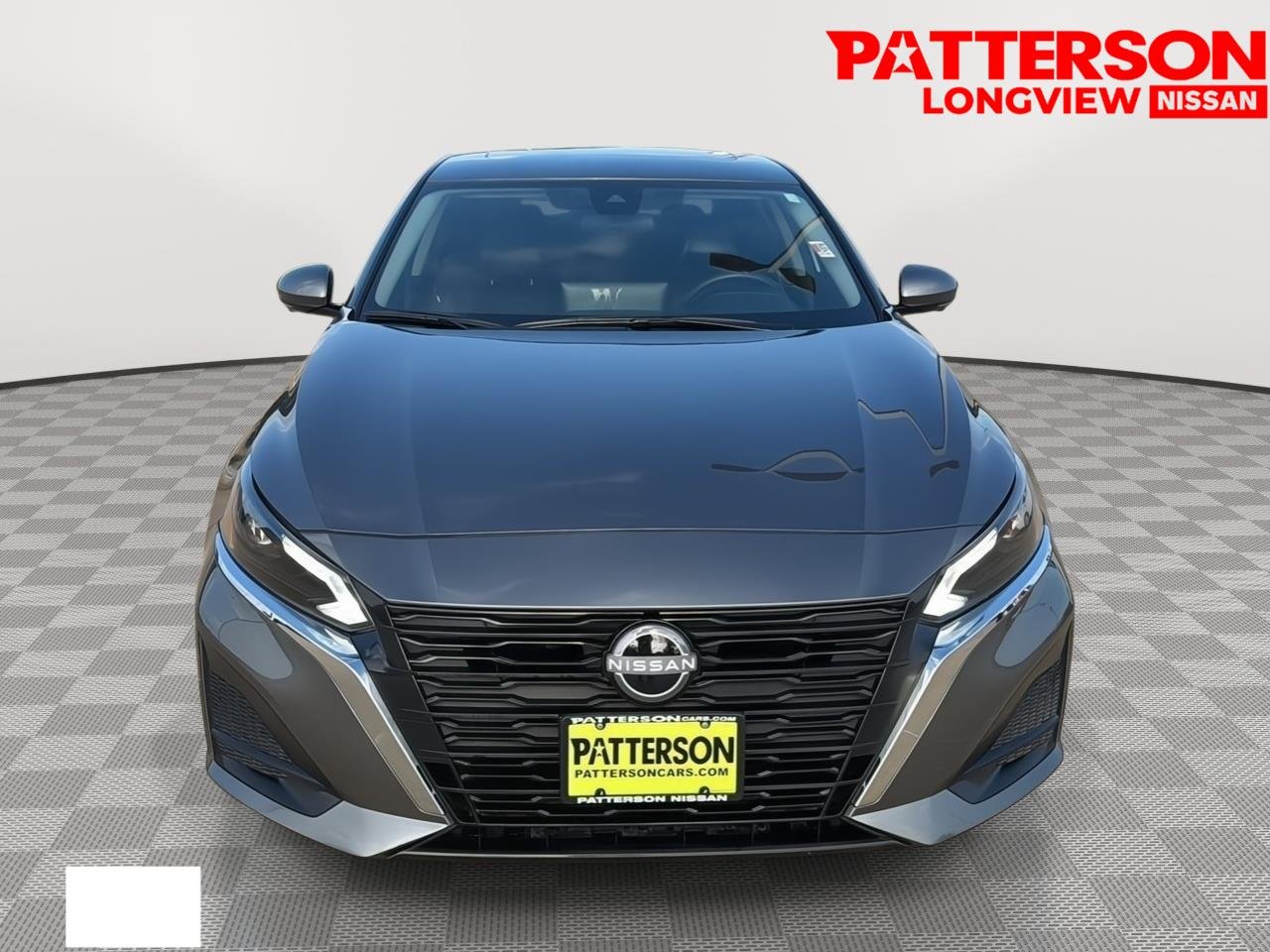 Used 2025 Gun Metallic Nissan SL image 2