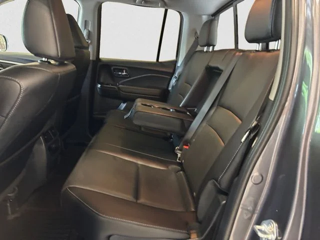Used 2020 Gray Honda RTL image 14