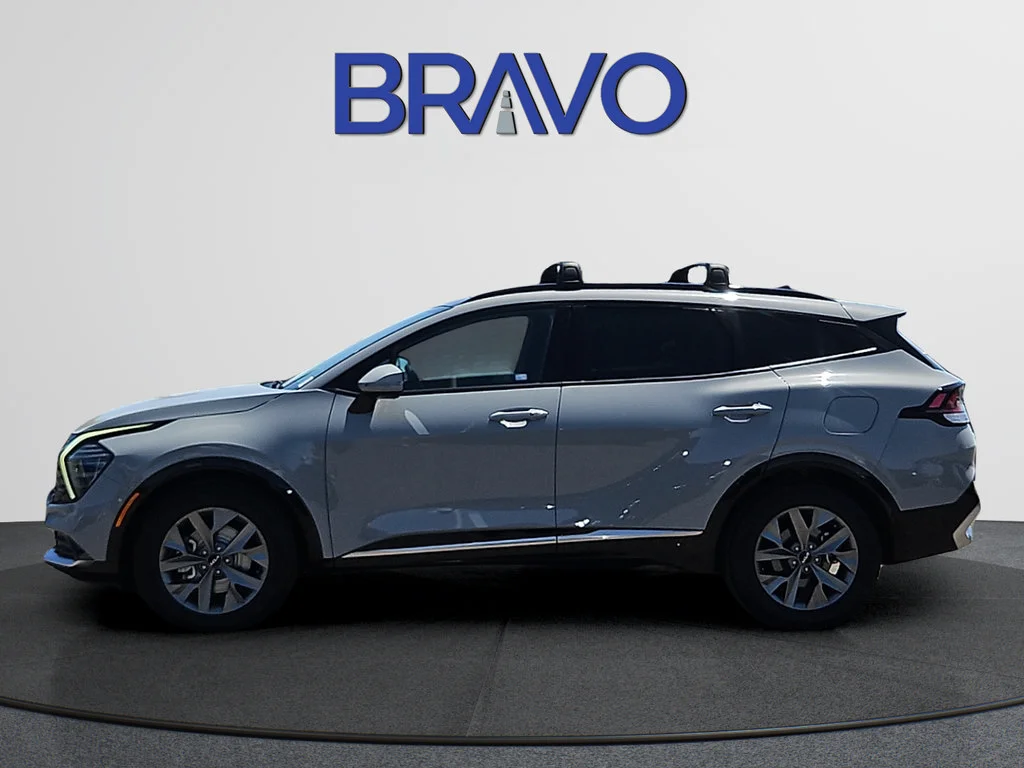 Used 2024 Gray Kia SX image 2