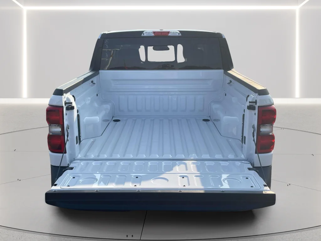 New 2026 White Ford XLT image 8
