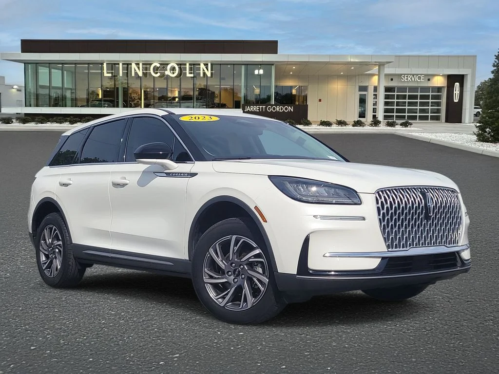 Certified Used 2023 White Lincoln Standard image 1