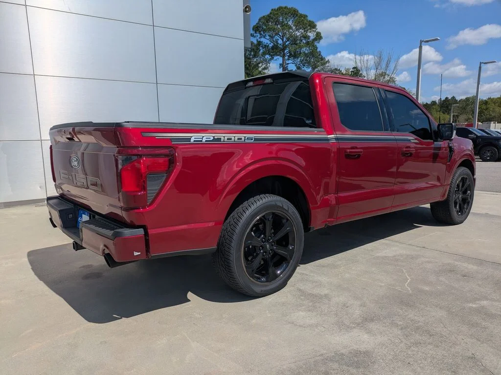 New 2026 Ruby Red Metallic Tinted Clearcoat Ford XLT image 4