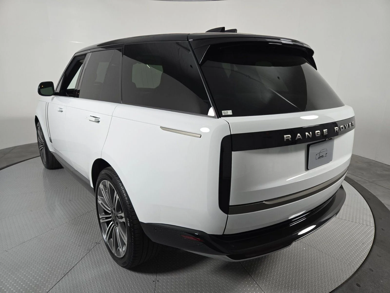 New 2026 Fuji White Land Rover SE image 17