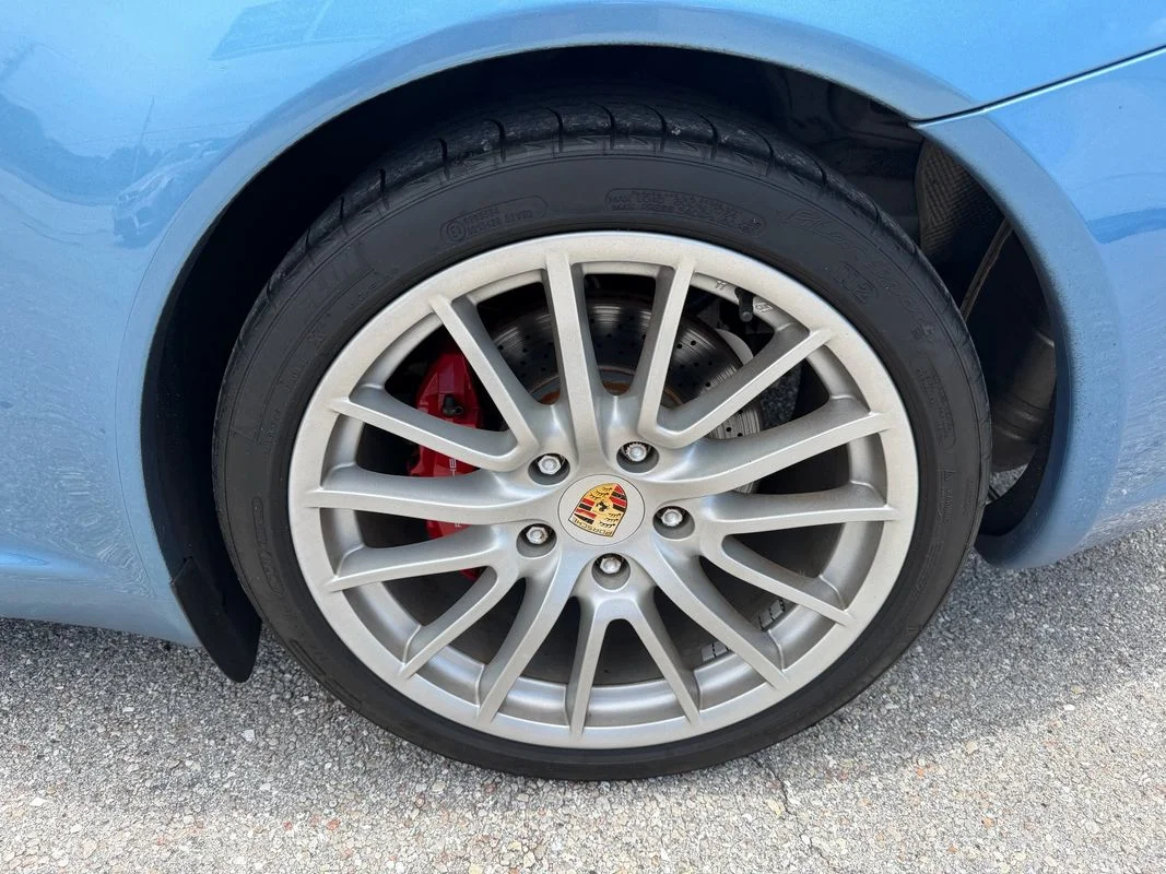 Used 2006 Blue Porsche Club Coupe image 15
