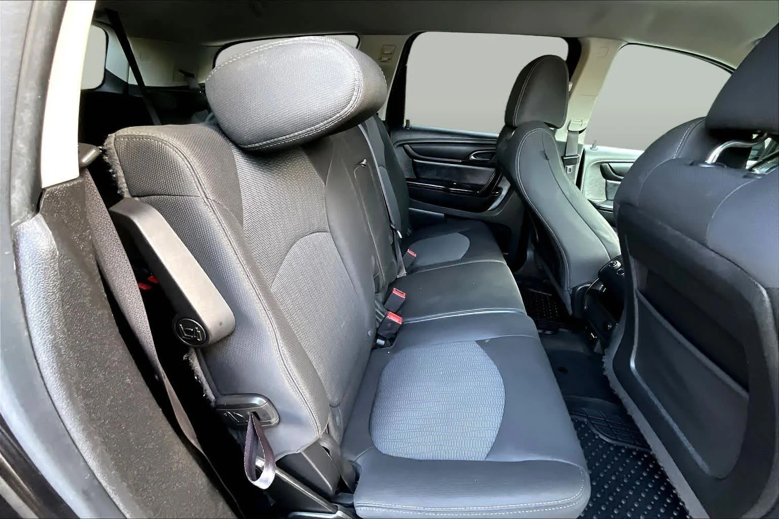 Used 2014 Tungsten Metallic Chevrolet LT image 20