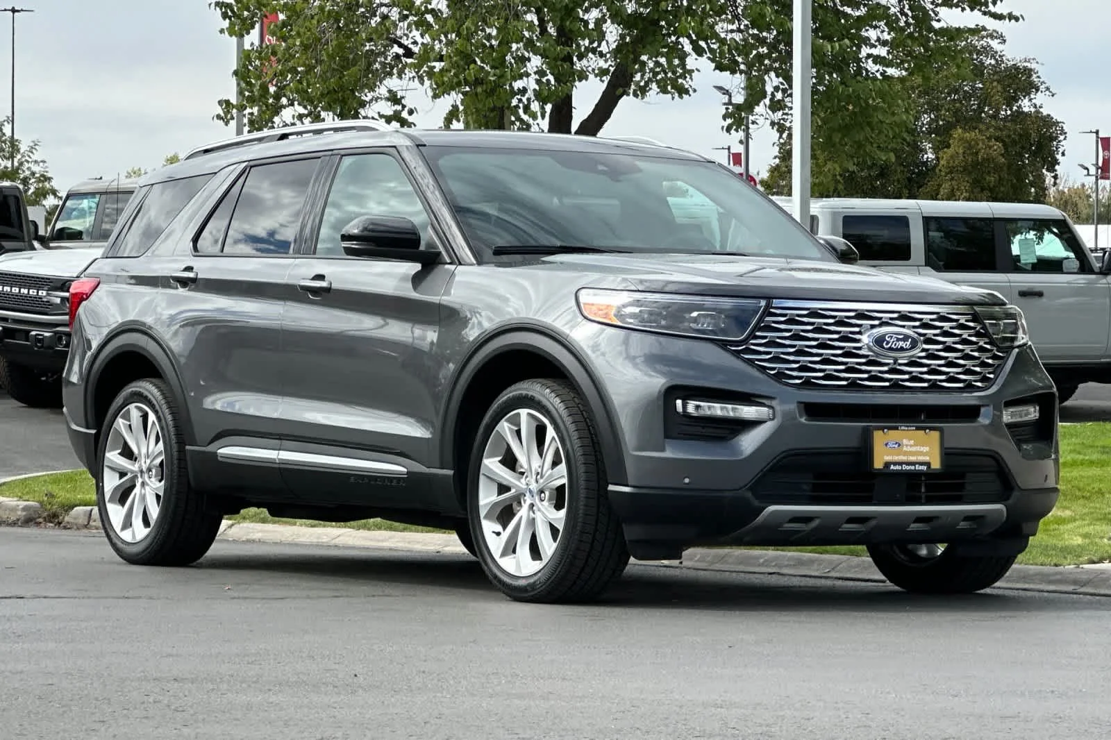 Certified Used 2023 Carbonized Gray Metallic Ford Platinum image 9