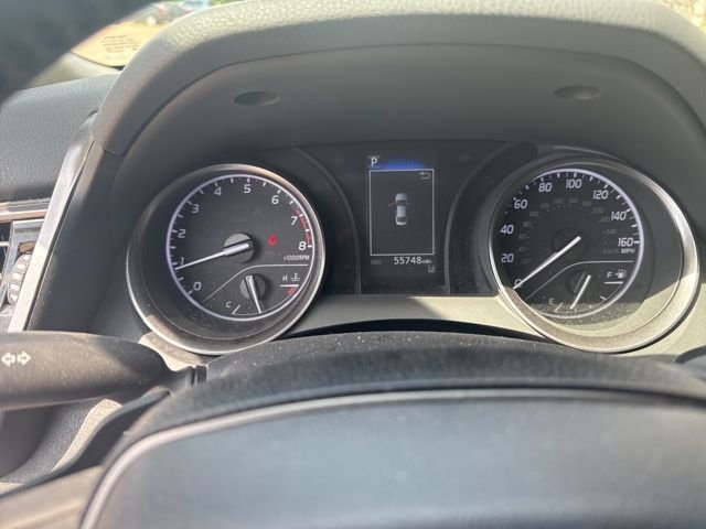 2023 Toyota Camry SE's photo
