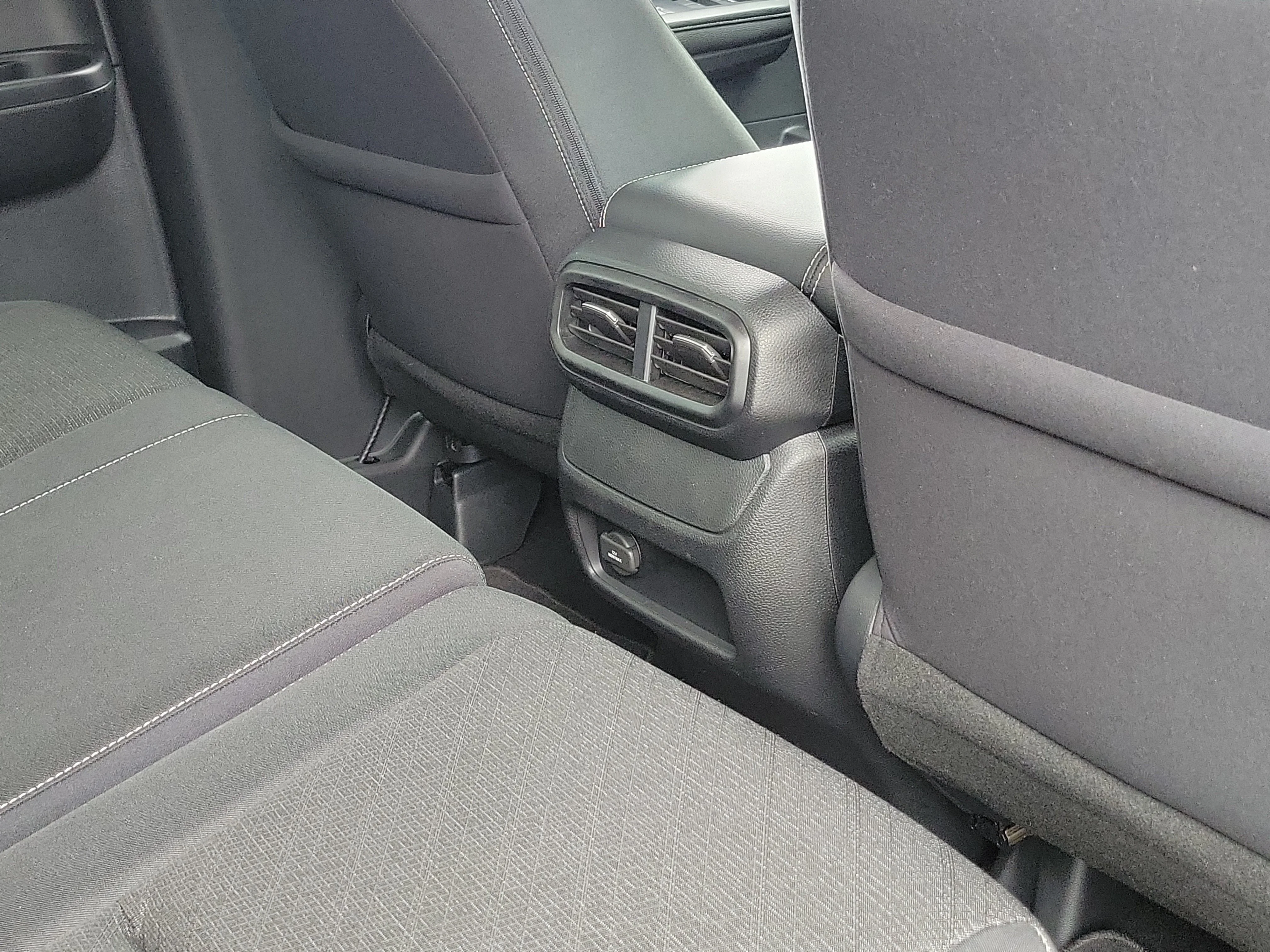2025 Honda Ridgeline Sport - Photo 12