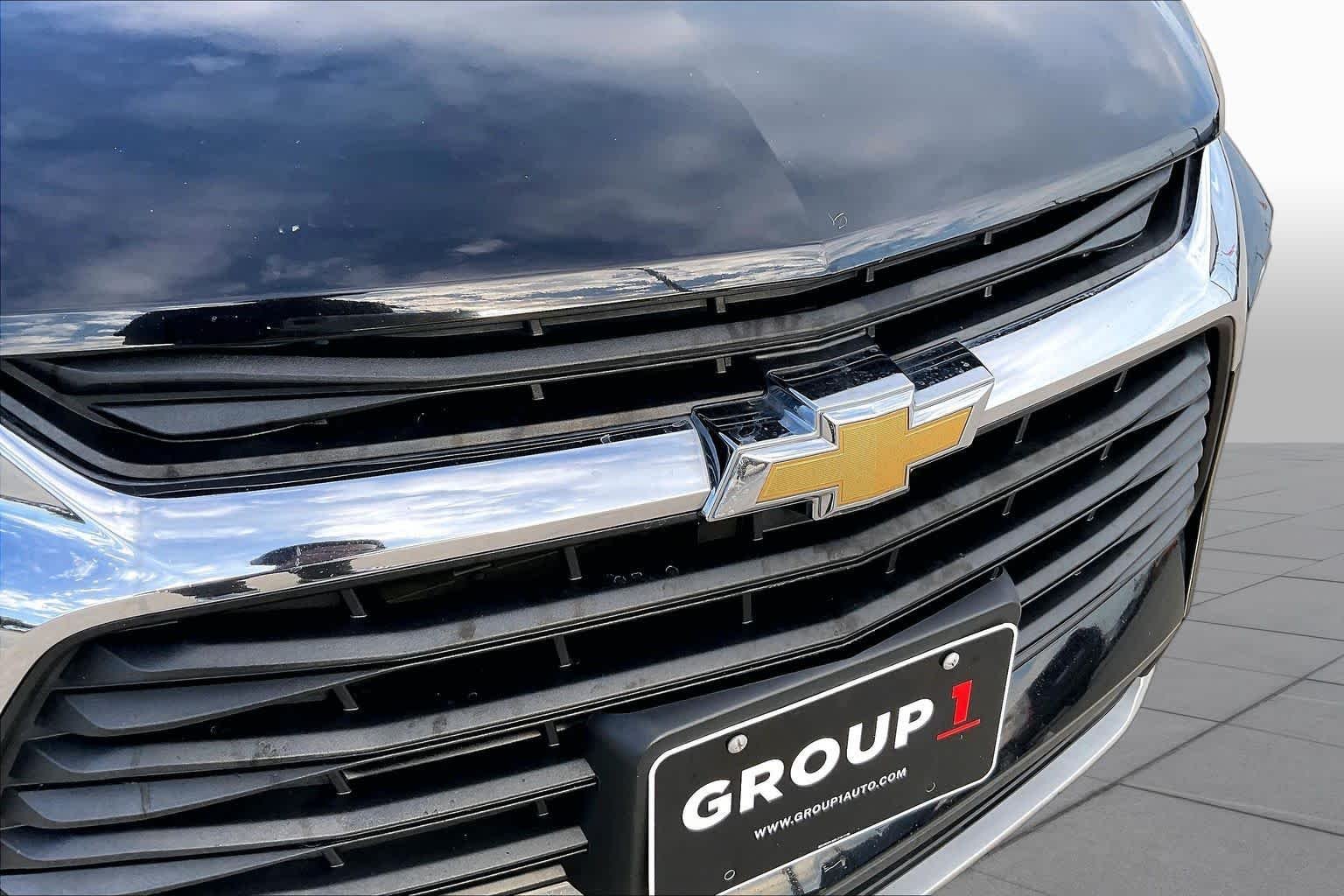 Used 2020 Black Chevrolet LT image 29