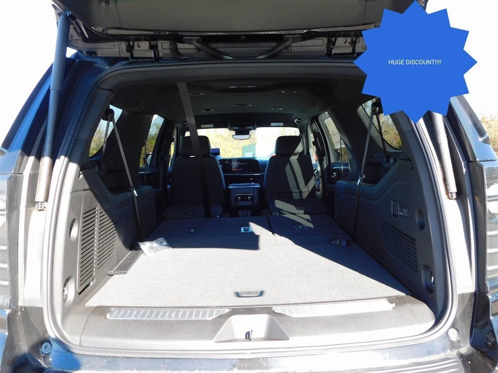 2025 Chevrolet Suburban High Country - Photo 31
