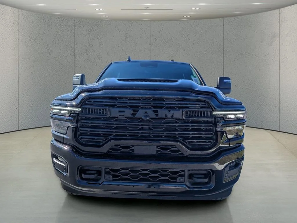 New 2026 Diamond Black Crystal Pearl-Coat Exterior Paint RAM Laramie image 2
