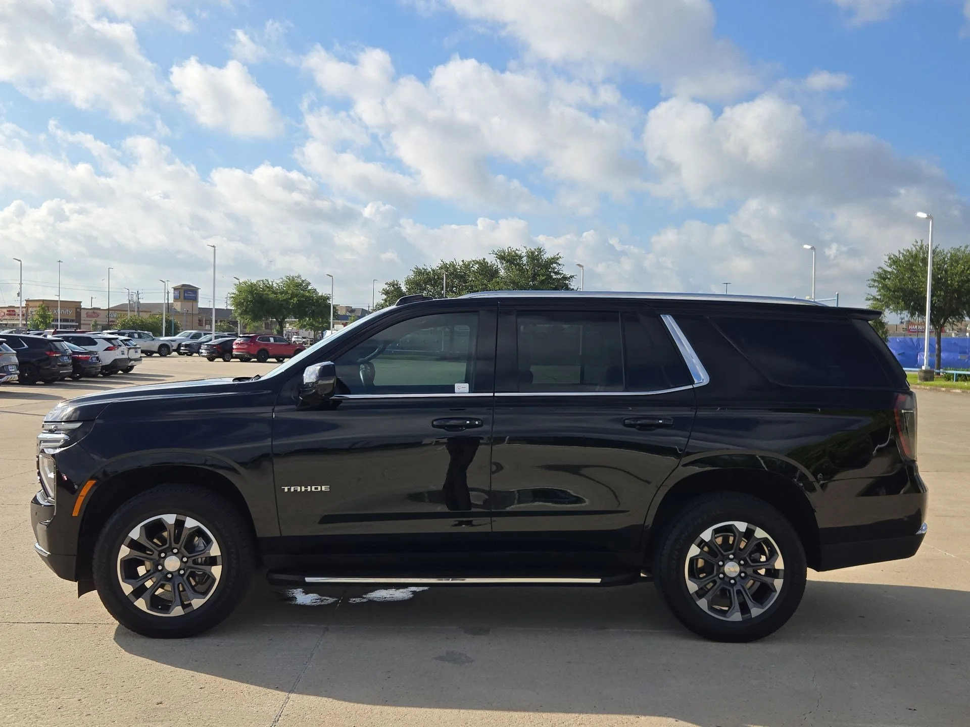 Used 2025 Black Chevrolet LT image 6