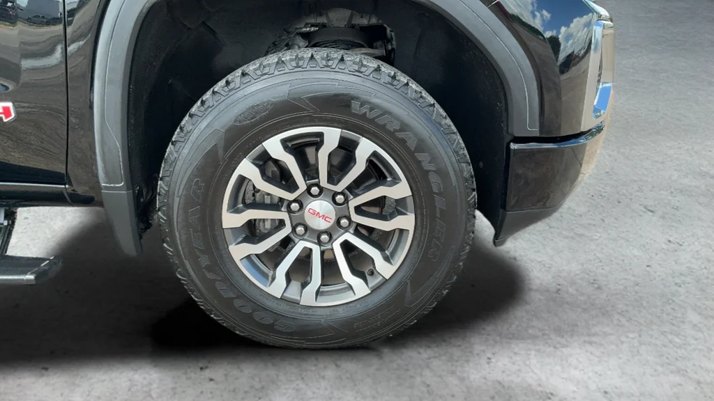 Used 2021 Black GMC AT4 image 24