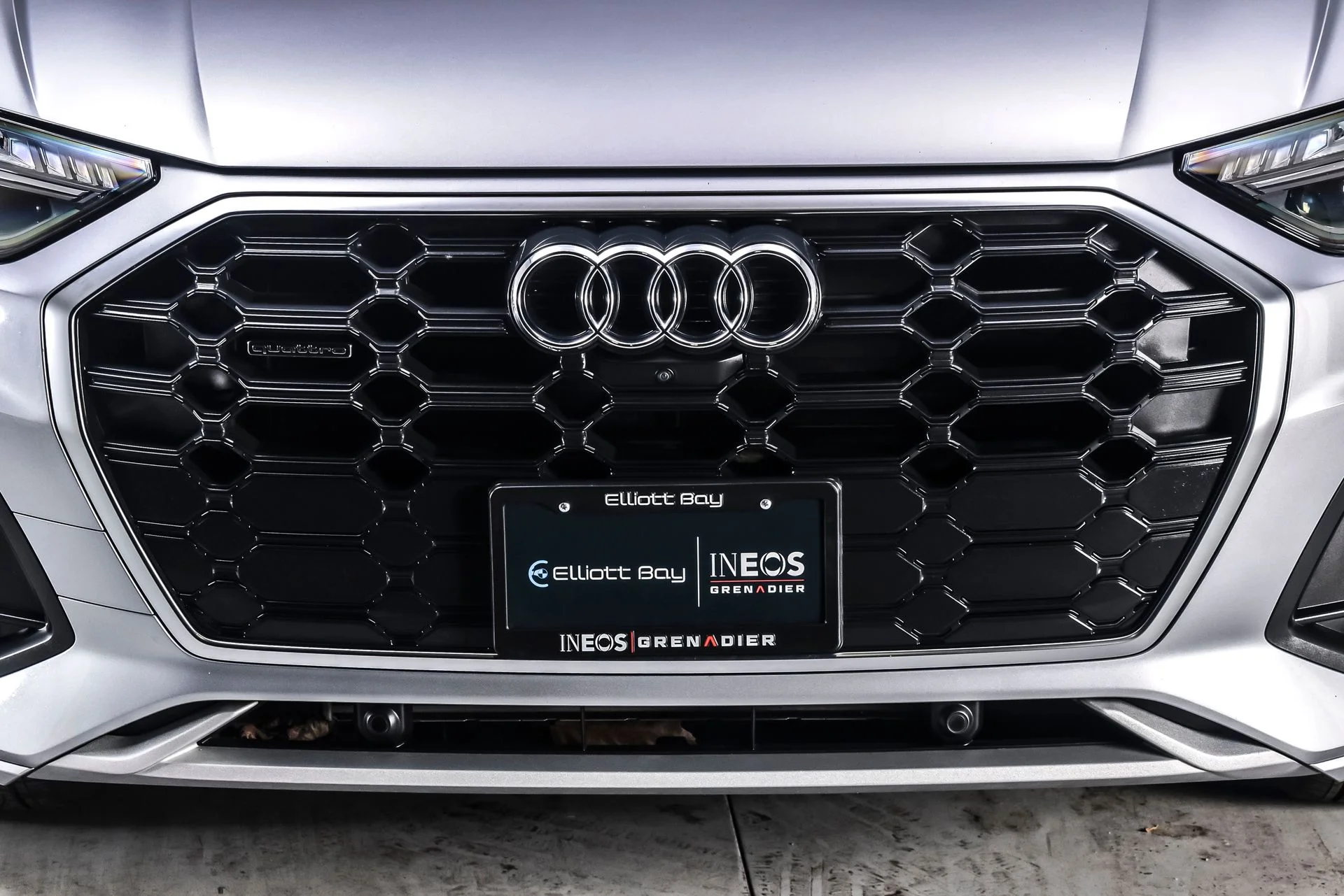 Used 2023 Florett Silver Metallic Audi 45 S line Prestige image 9