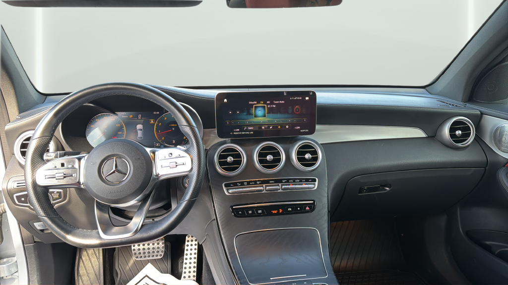 Used 2023  Mercedes-Benz GLC 300 Coupe image 19