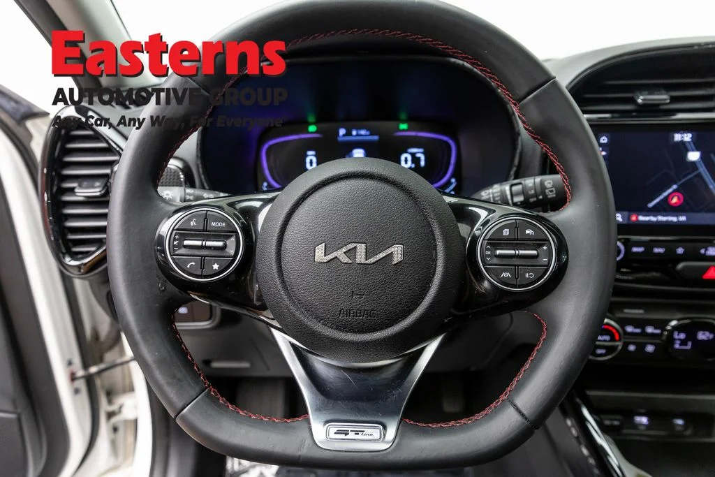 Used 2023 White Kia GT-Line image 10