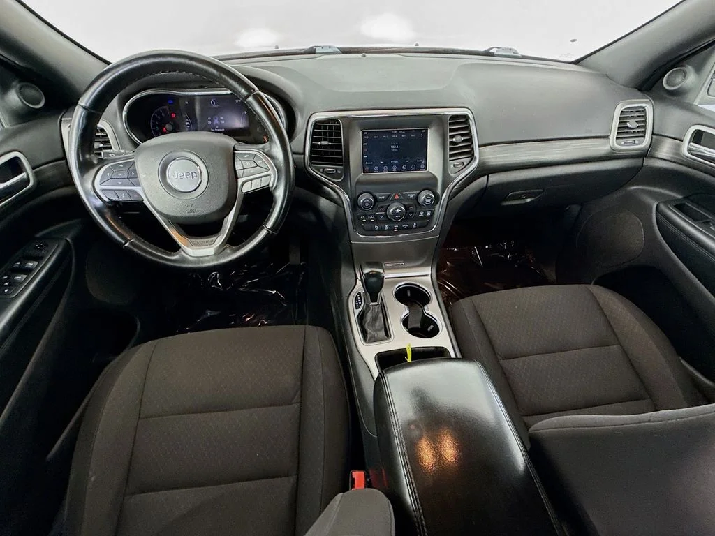 Used 2021 Gray Jeep Laredo E image 20