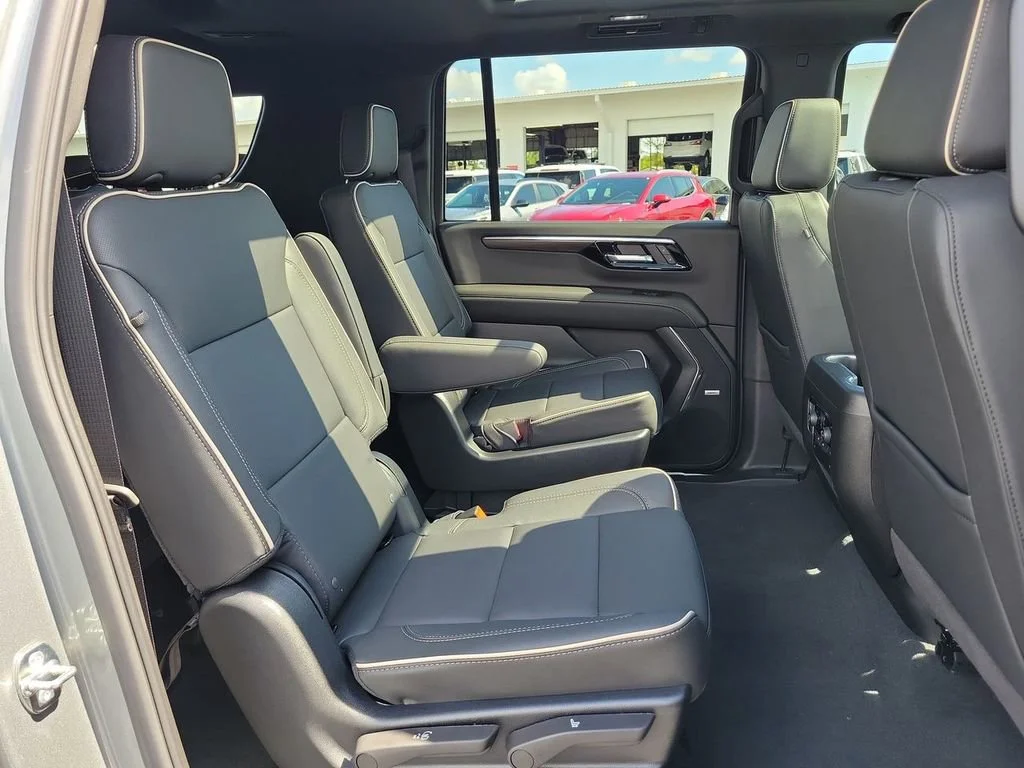 New 2026 Sterling Gray Metallic Chevrolet Premier image 20