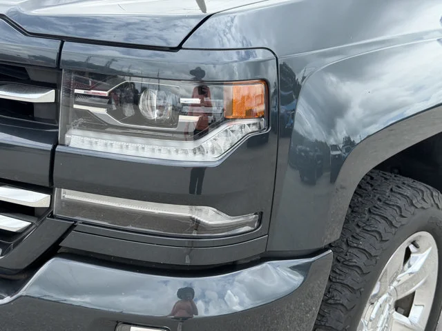 Used 2017 GRAPHITE METALLIC Chevrolet LTZ image 13