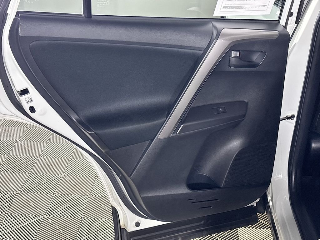 Used 2016 Super White Toyota LE image 18