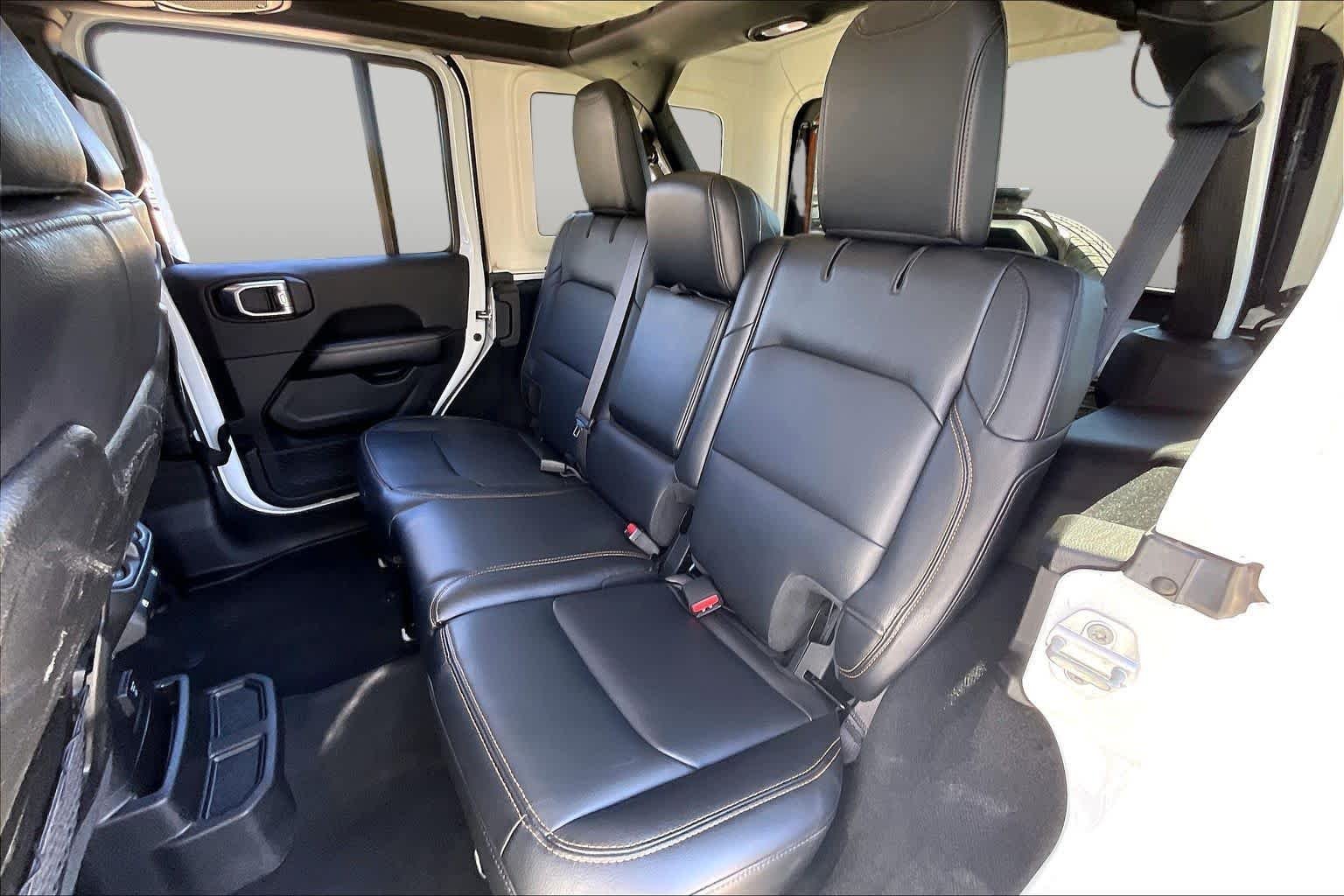 Certified Used 2024 Bright White Clearcoat Jeep Sahara image 20