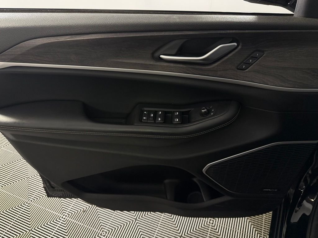 Used 2023 Black Jeep 4xe image 24