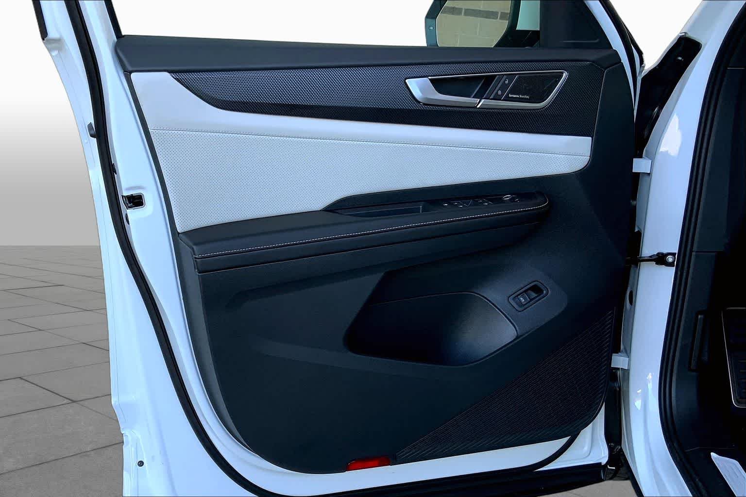 2026 Volkswagen Atlas Cross Sport SEL Premium R-LINE - Photo 10