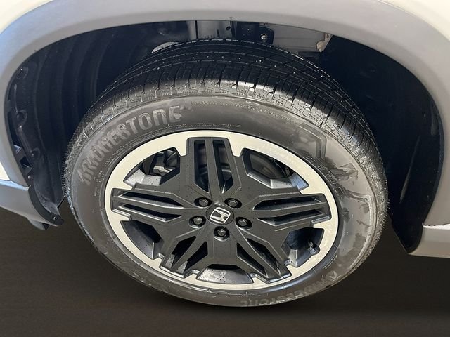 New 2026 Platinum White Pearl Honda Touring image 11
