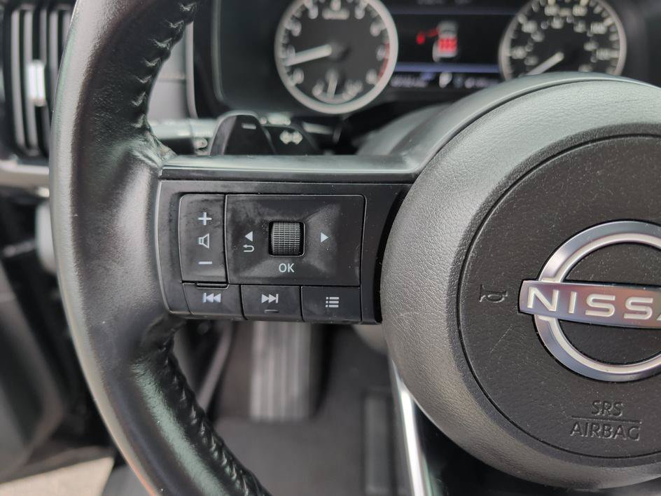 Used 2024 Super Black Nissan SV image 19