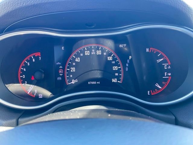 Used 2020 White Dodge SXT Plus image 43