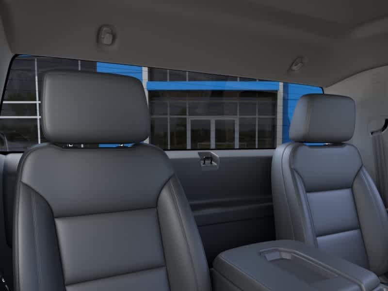 New 2026 Summit White Chevrolet WT image 24