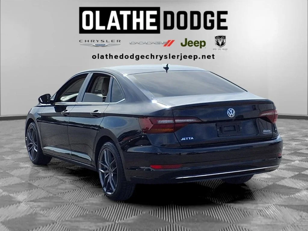 Used 2019 Black Volkswagen 1.4T SE image 5