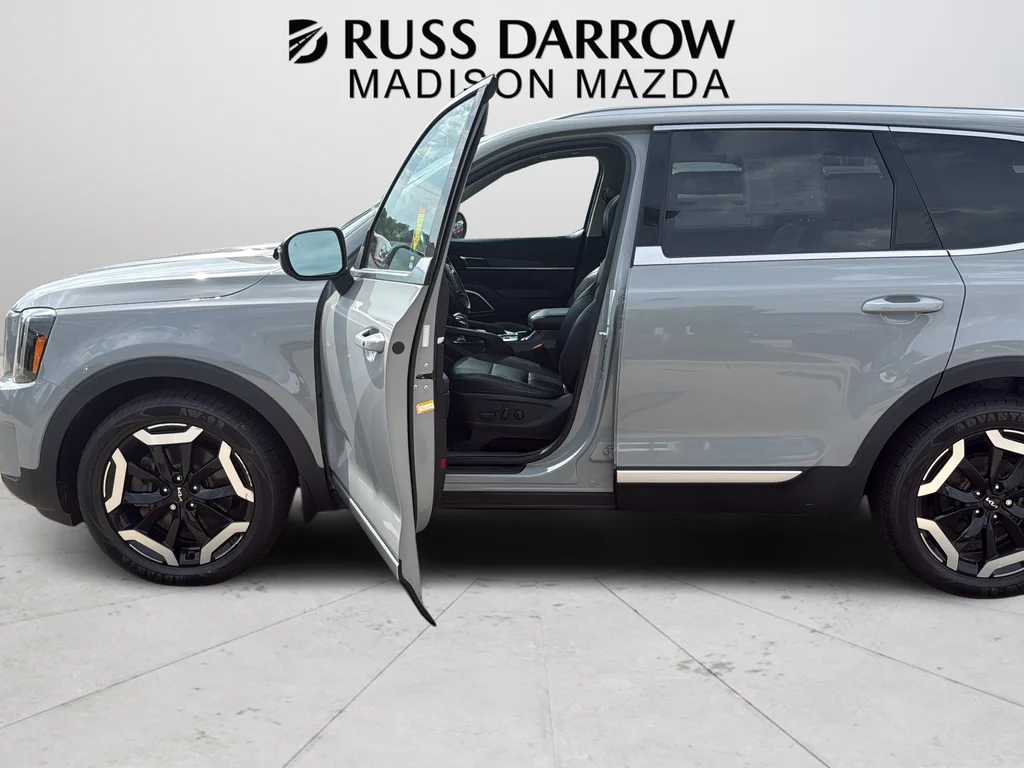 Used 2023 Gray Kia EX image 33